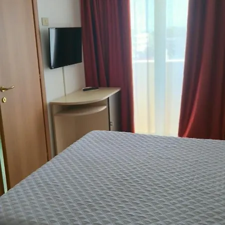 Hotel Boston Silvi Marina